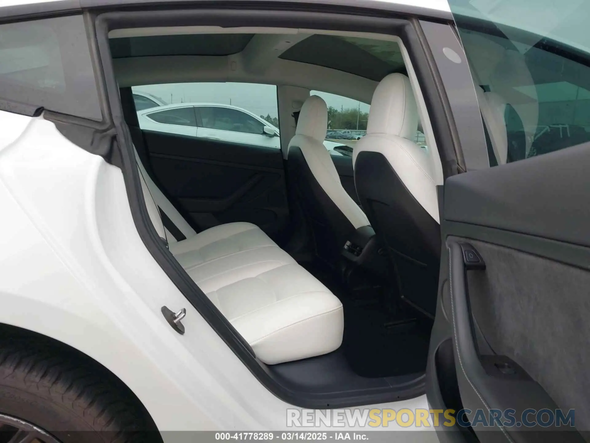8 Photograph of a damaged car 5YJ3E1EB3MF059713 TESLA MODEL 3 2021