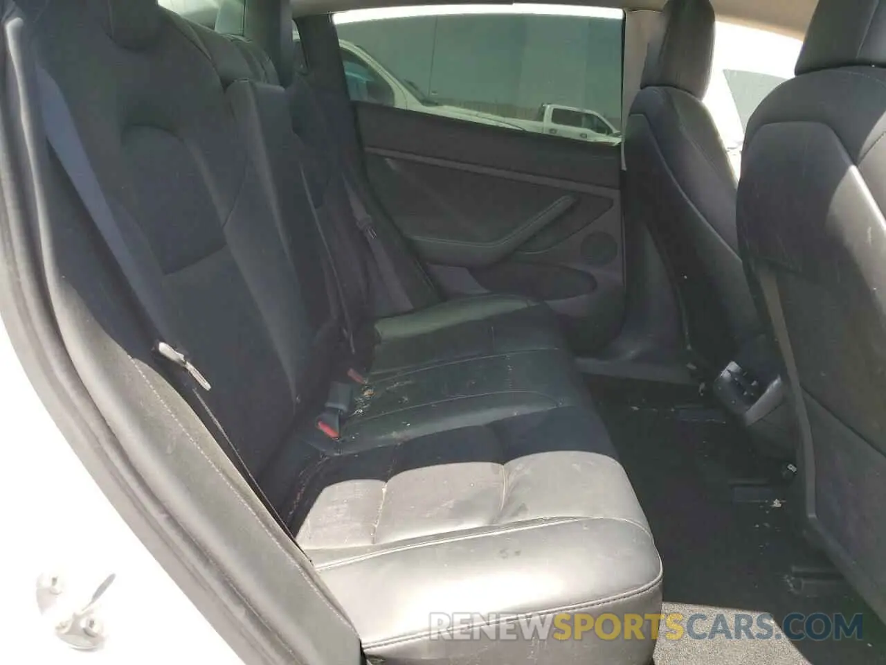 10 Фотография поврежденного автомобиля 5YJ3E1EB3MF063230 TESLA MODEL 3 2021