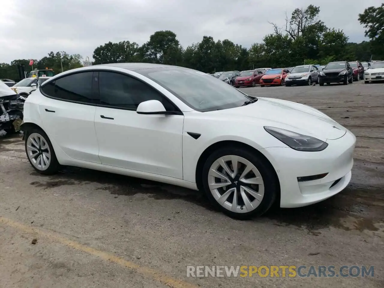 4 Photograph of a damaged car 5YJ3E1EB3MF871657 TESLA MODEL 3 2021