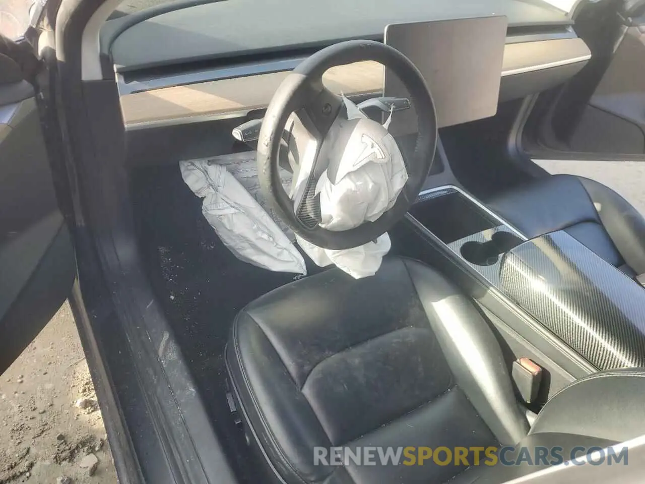 8 Photograph of a damaged car 5YJ3E1EB3MF979714 TESLA MODEL 3 2021
