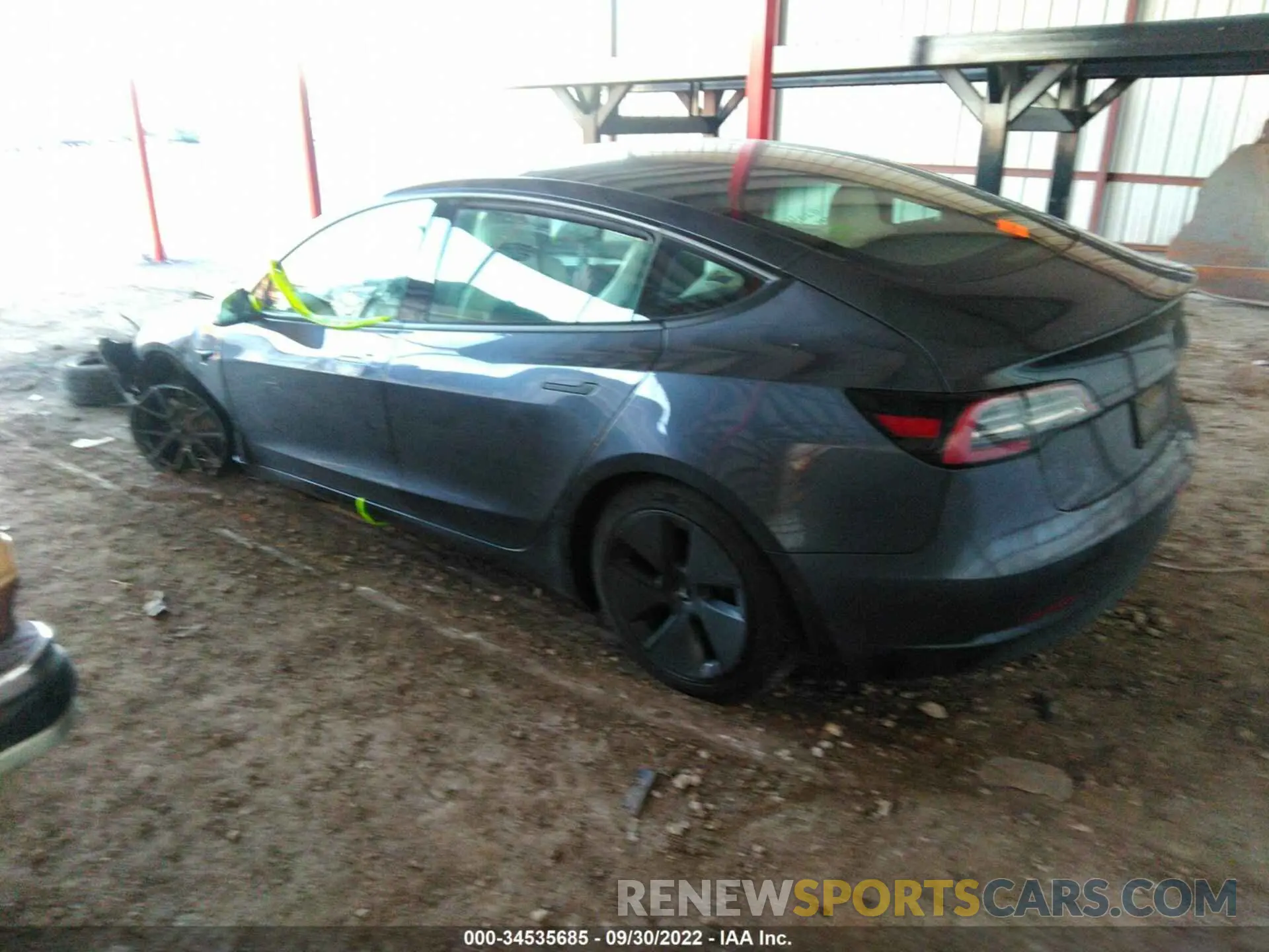 3 Photograph of a damaged car 5YJ3E1EB3MF992852 TESLA MODEL 3 2021