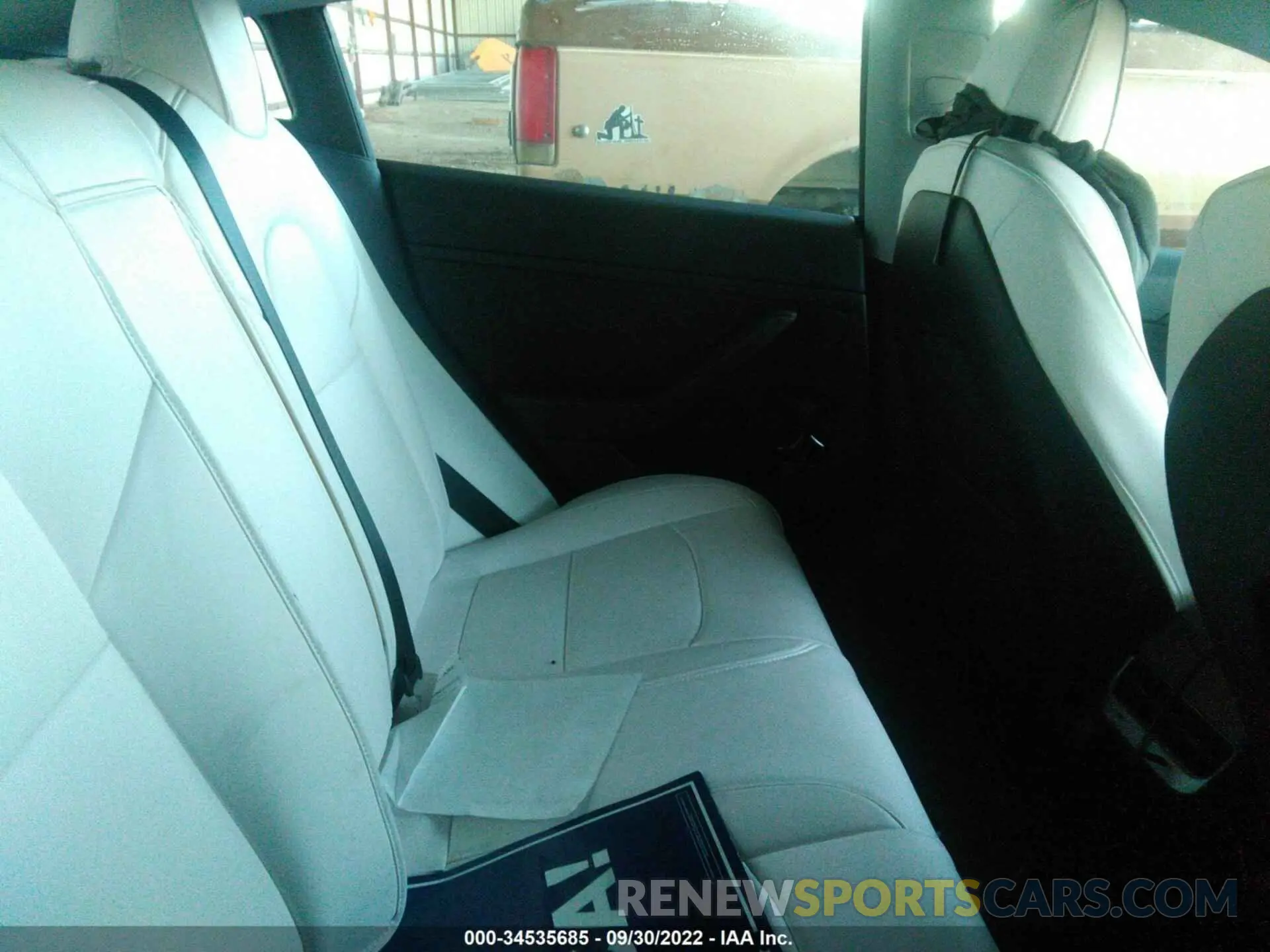 8 Photograph of a damaged car 5YJ3E1EB3MF992852 TESLA MODEL 3 2021