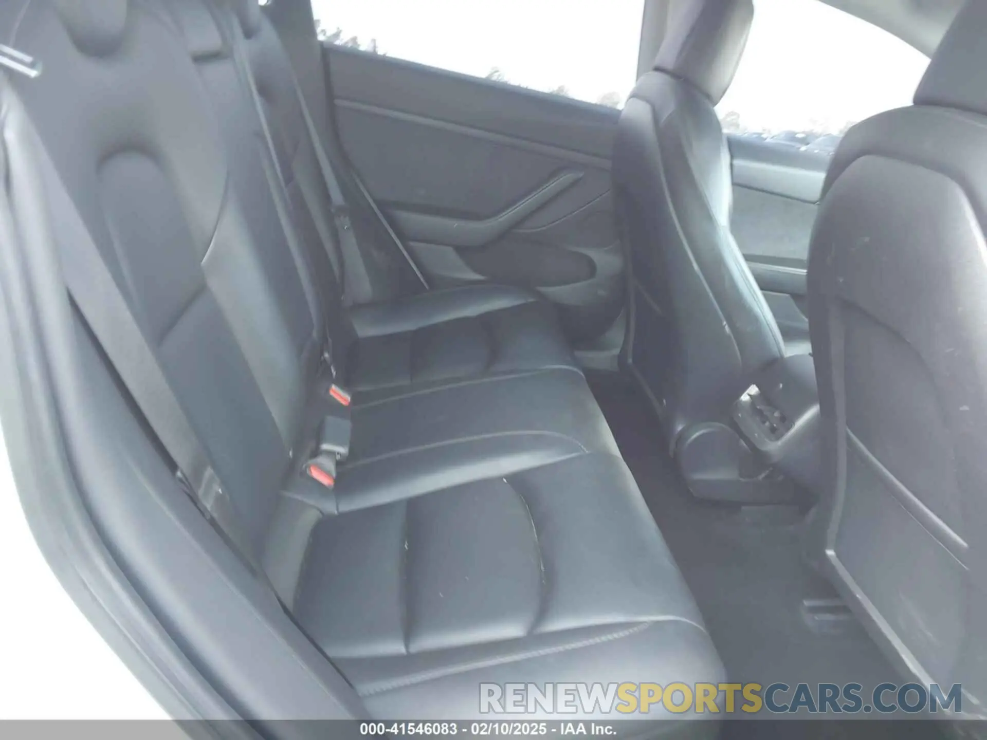 8 Photograph of a damaged car 5YJ3E1EB4MF010097 TESLA MODEL 3 2021