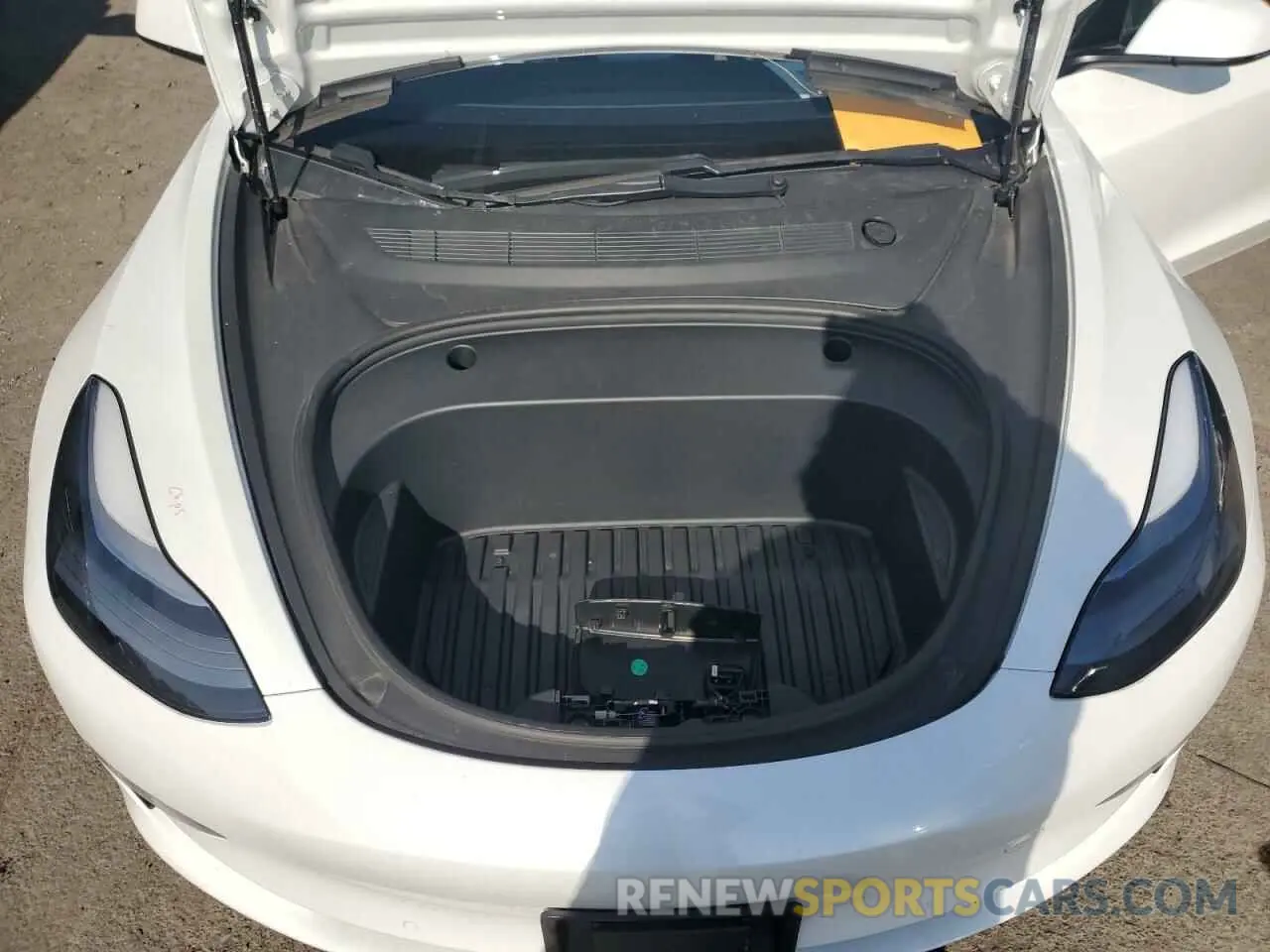 11 Фотография поврежденного автомобиля 5YJ3E1EB4MF052429 TESLA MODEL 3 2021