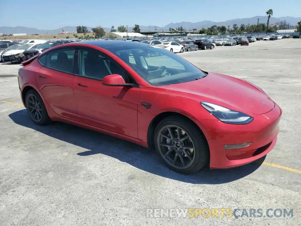 4 Фотография поврежденного автомобиля 5YJ3E1EB4MF055962 TESLA MODEL 3 2021