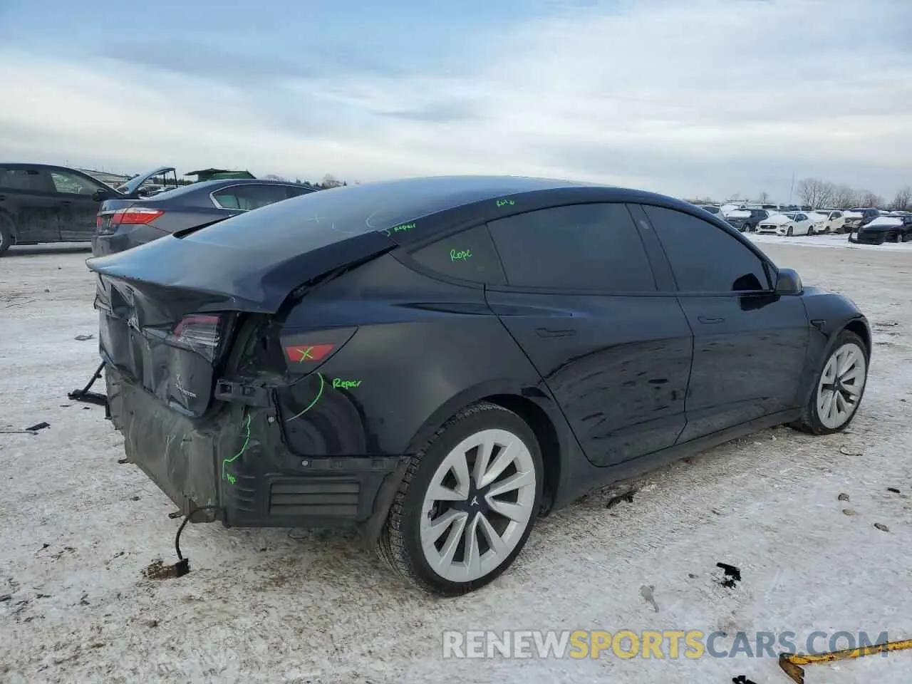 3 Photograph of a damaged car 5YJ3E1EB4MF064662 TESLA MODEL 3 2021