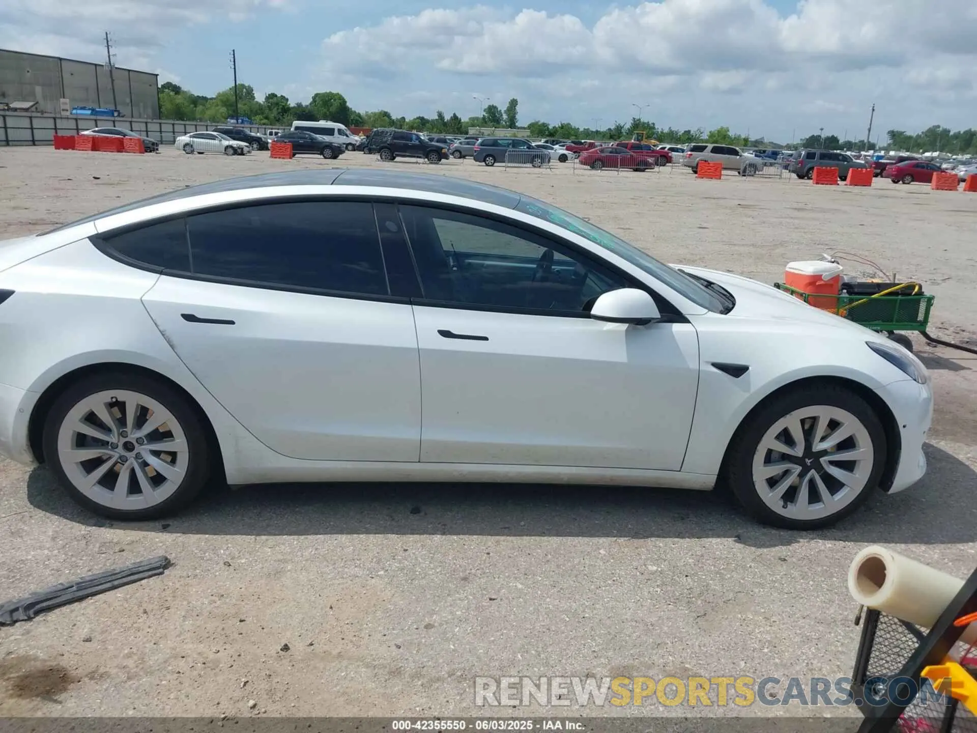 12 Фотография поврежденного автомобиля 5YJ3E1EB4MF850459 TESLA MODEL 3 2021
