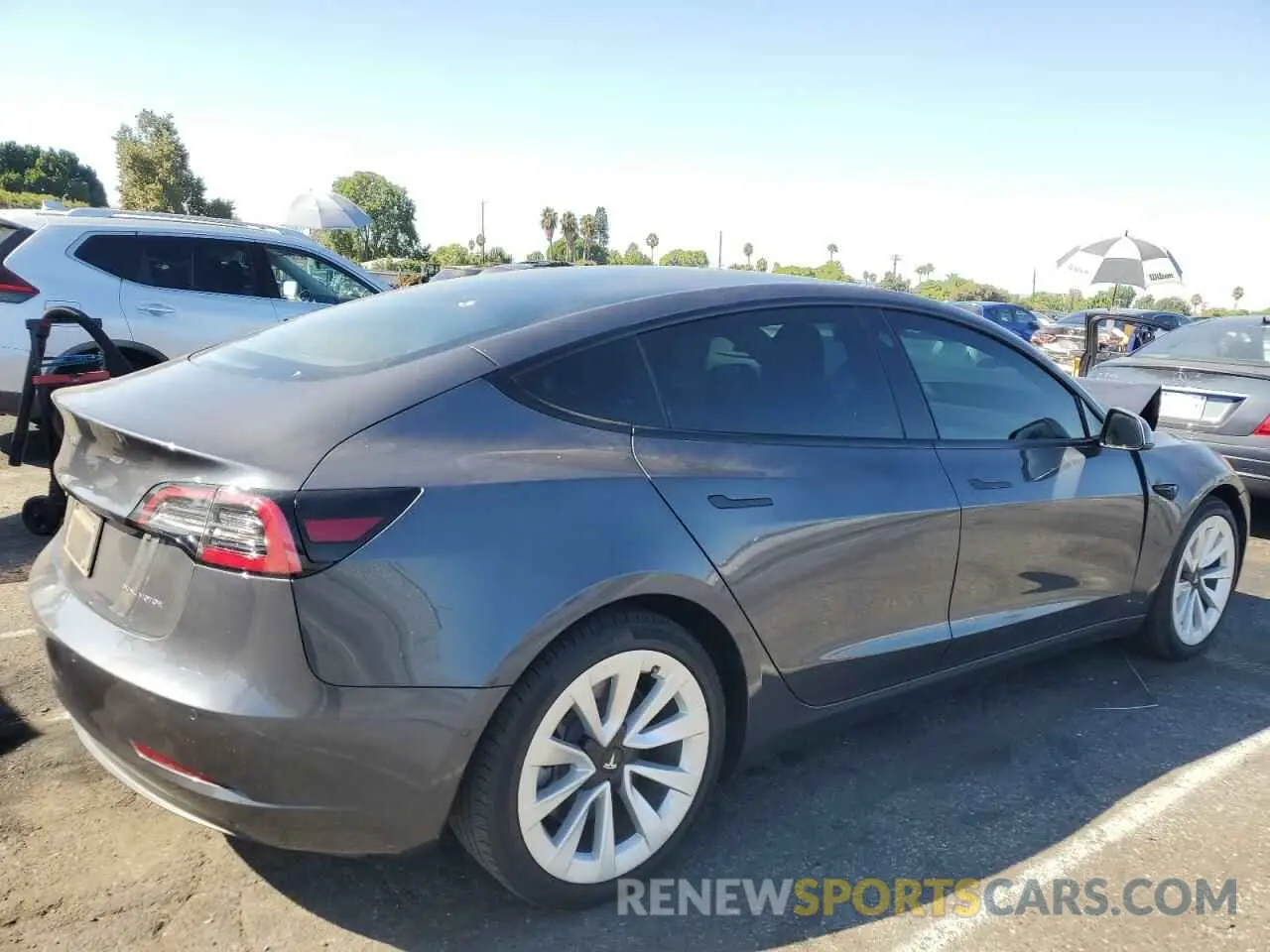 3 Фотография поврежденного автомобиля 5YJ3E1EB4MF877242 TESLA MODEL 3 2021