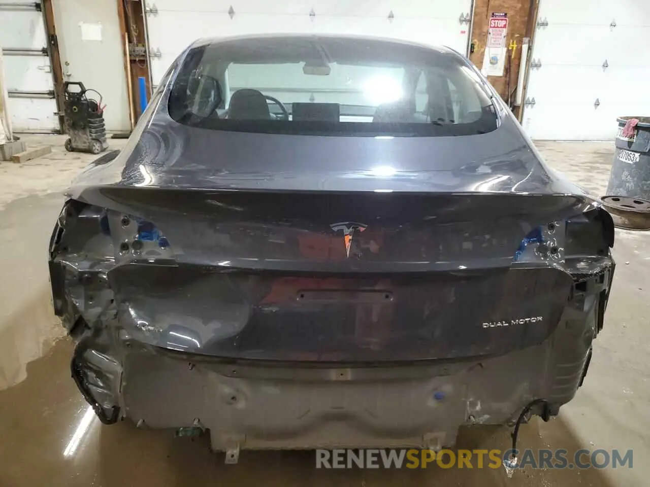 6 Photograph of a damaged car 5YJ3E1EB4MF923846 TESLA MODEL 3 2021