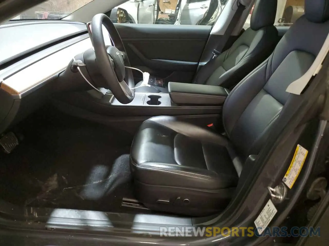 7 Photograph of a damaged car 5YJ3E1EB4MF923846 TESLA MODEL 3 2021