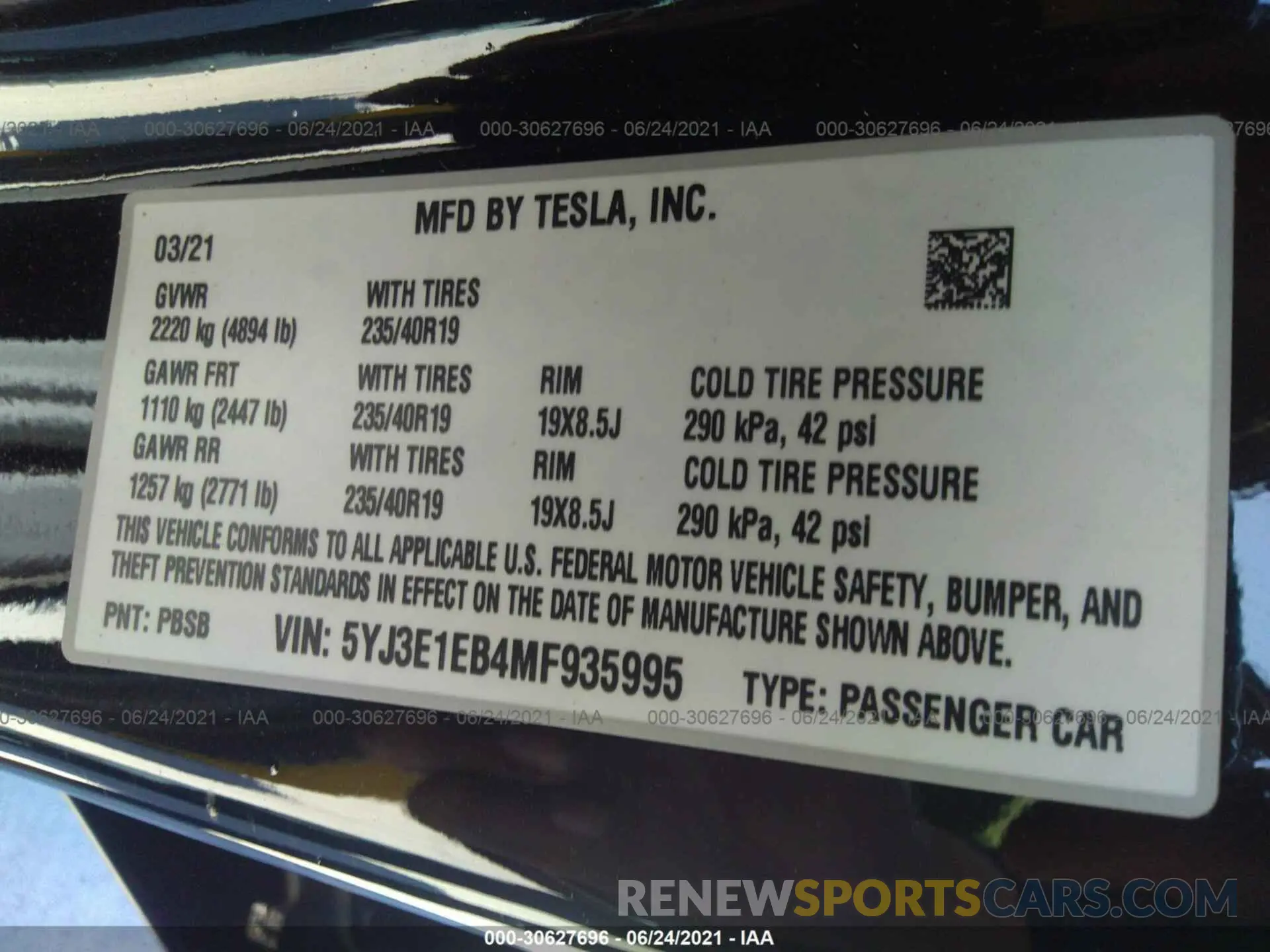 9 Photograph of a damaged car 5YJ3E1EB4MF935995 TESLA MODEL 3 2021