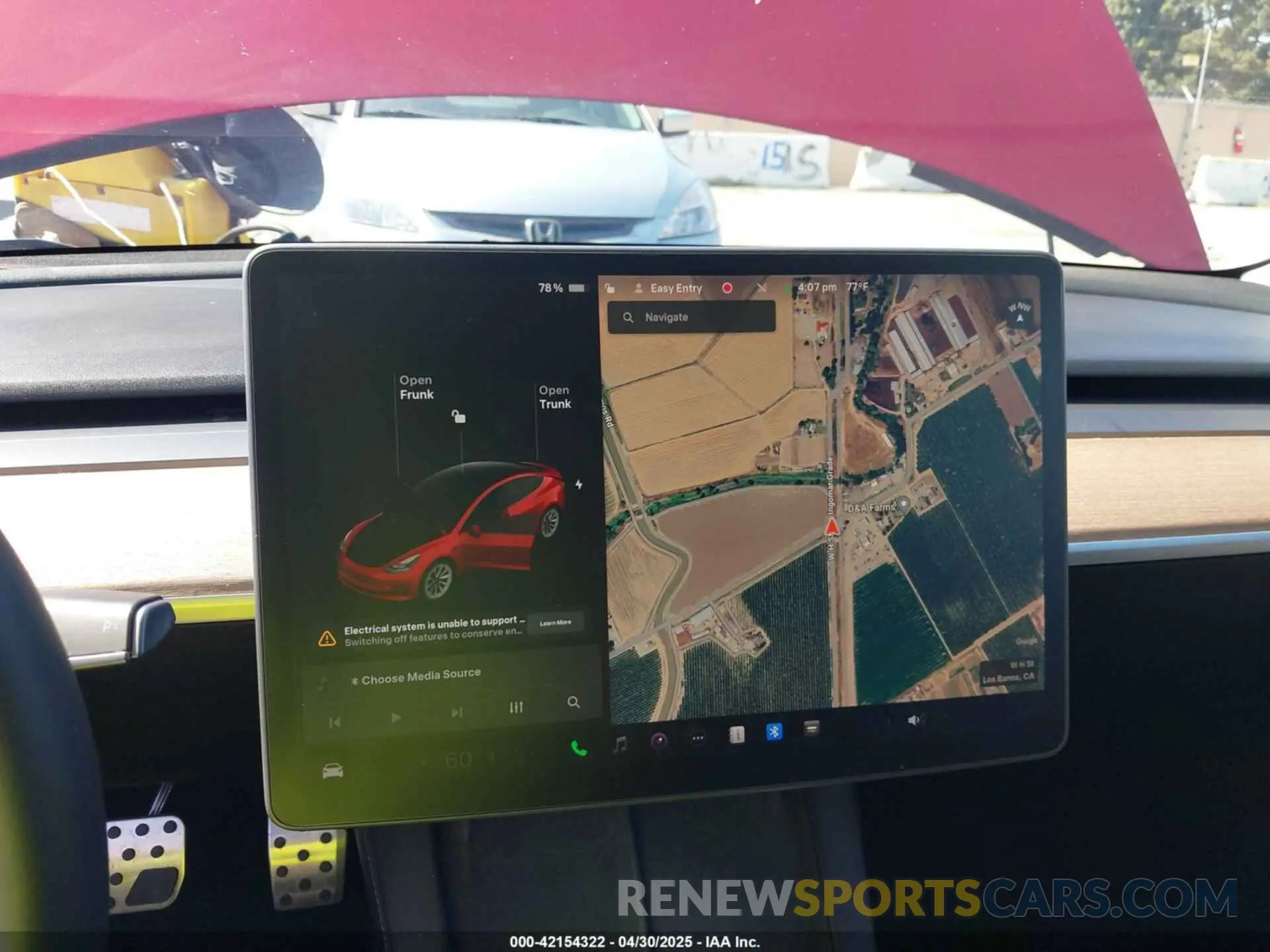17 Photograph of a damaged car 5YJ3E1EB4MF936743 TESLA MODEL 3 2021