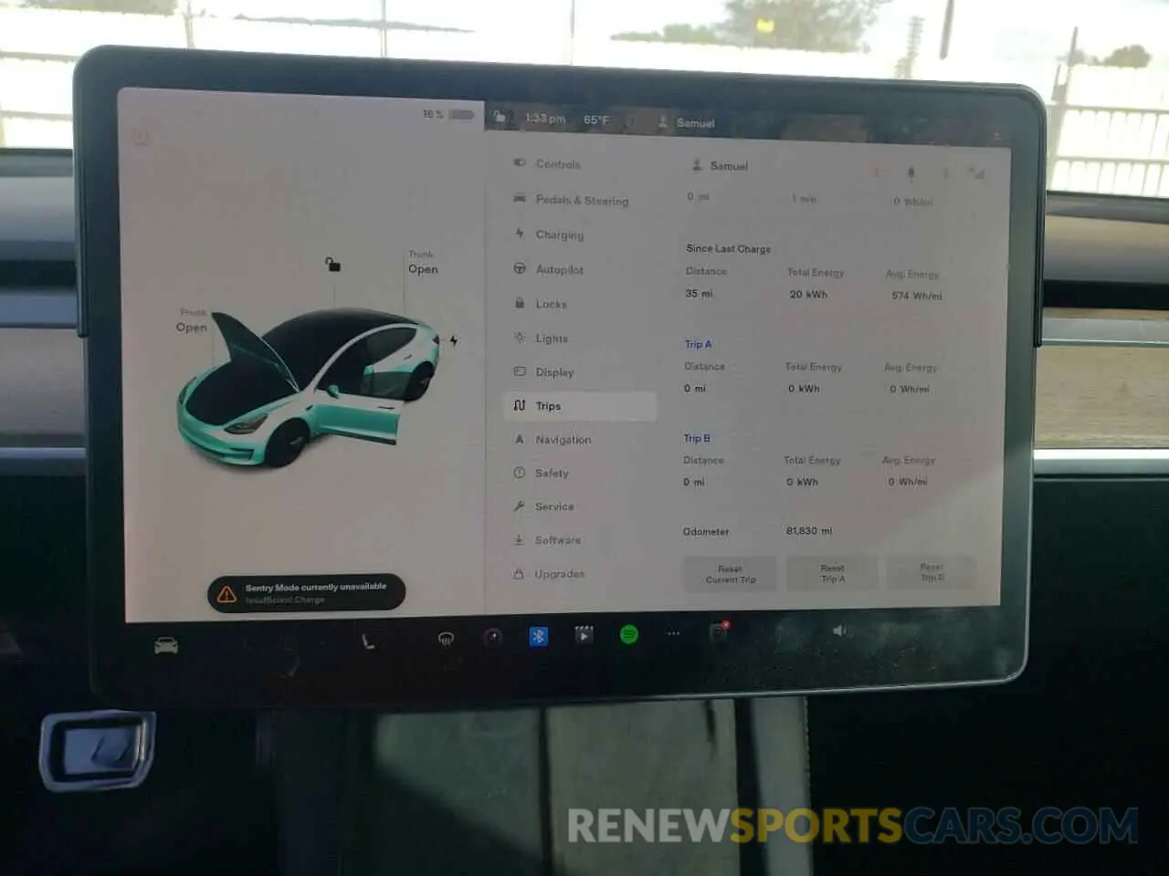 9 Photograph of a damaged car 5YJ3E1EB4MF939884 TESLA MODEL 3 2021