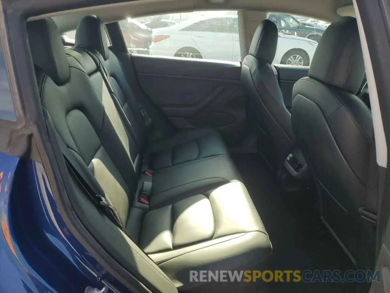 10 Photograph of a damaged car 5YJ3E1EB4MF941716 TESLA MODEL 3 2021