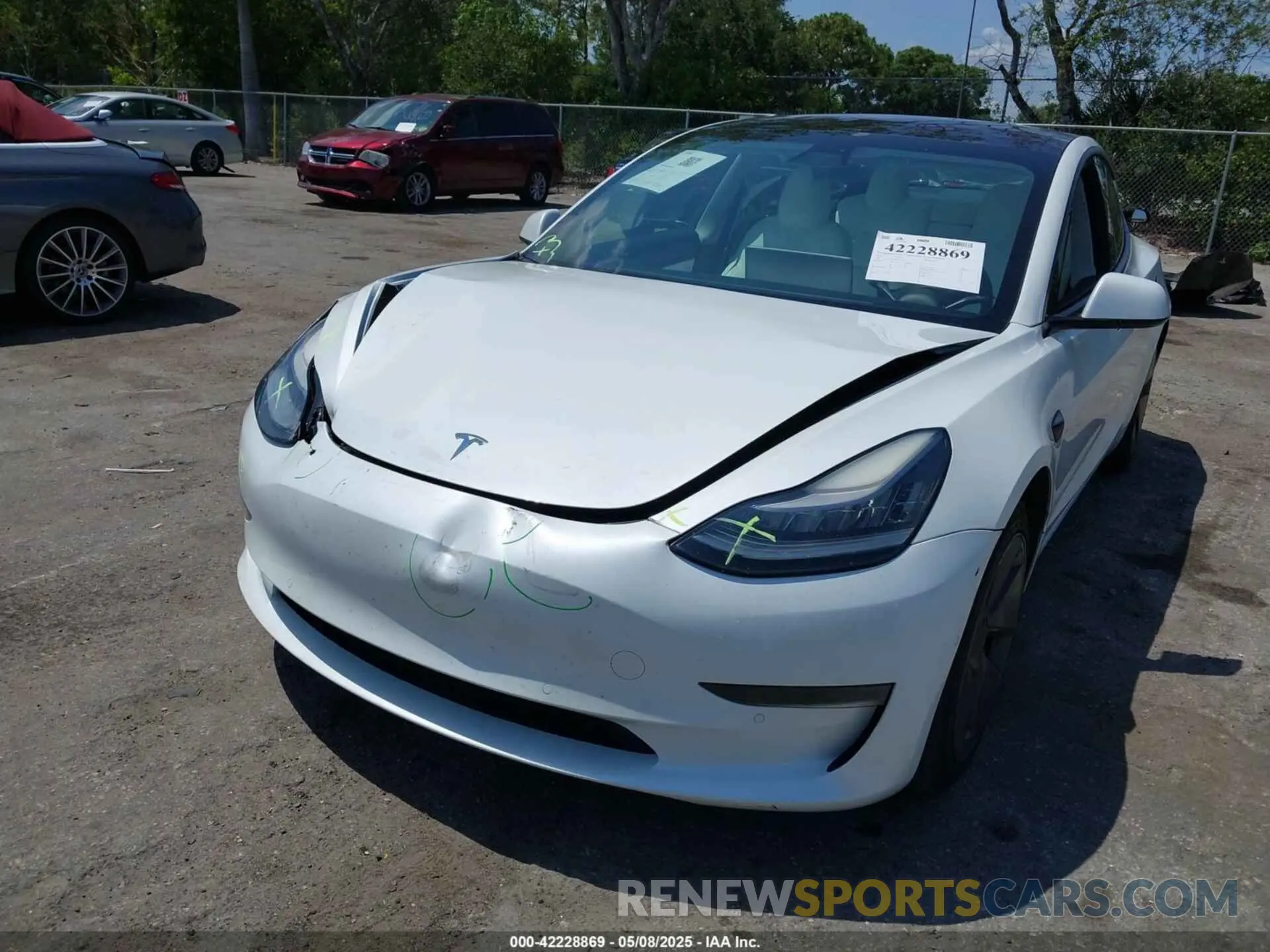 6 Photograph of a damaged car 5YJ3E1EB5MF847912 TESLA MODEL 3 2021