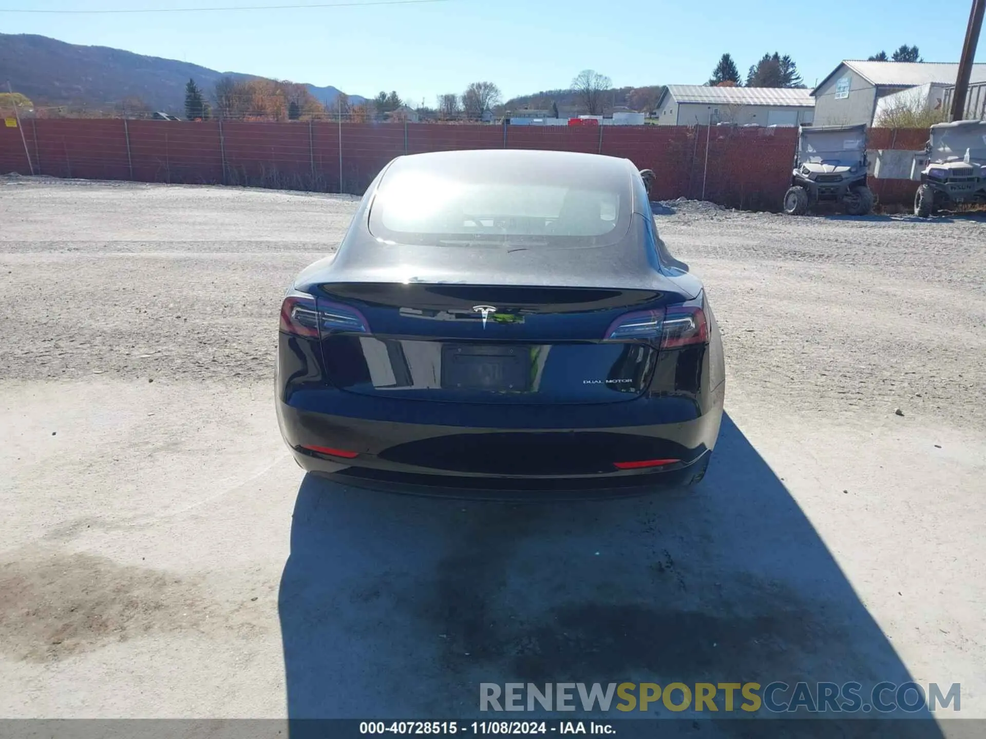 17 Photograph of a damaged car 5YJ3E1EB5MF858618 TESLA MODEL 3 2021