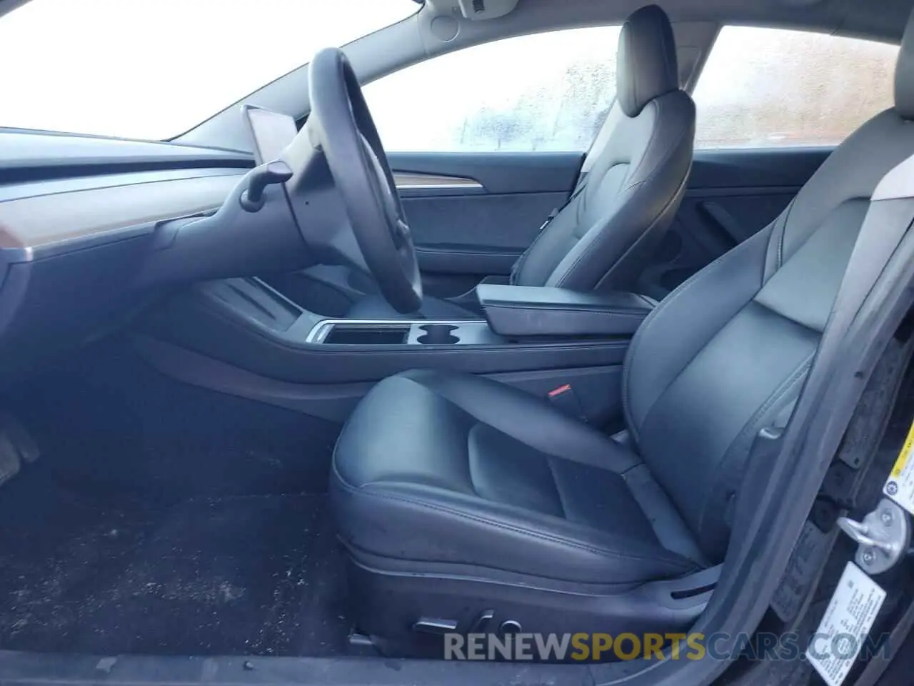 7 Photograph of a damaged car 5YJ3E1EB5MF960579 TESLA MODEL 3 2021