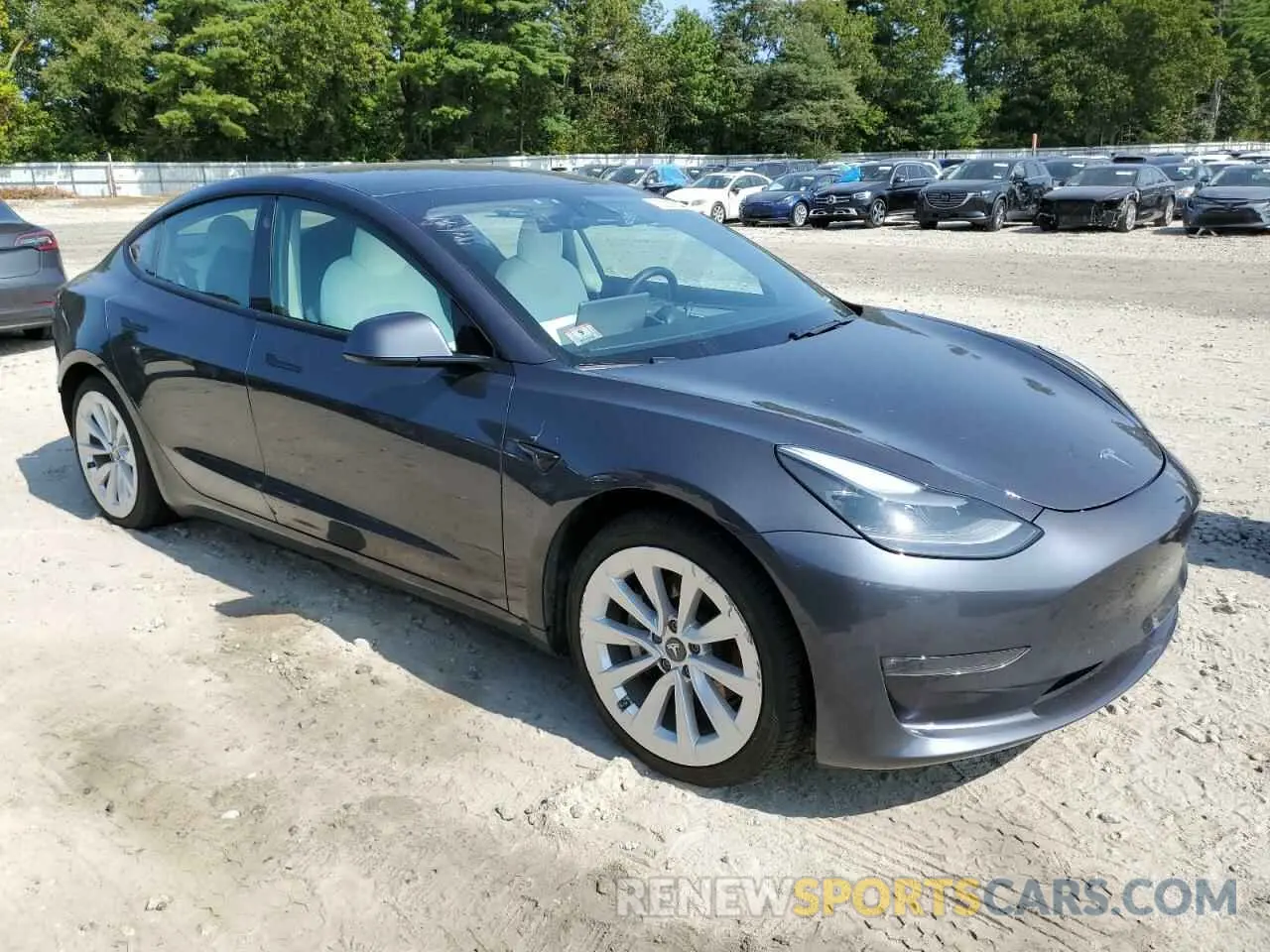 4 Фотография поврежденного автомобиля 5YJ3E1EB5MF980704 TESLA MODEL 3 2021