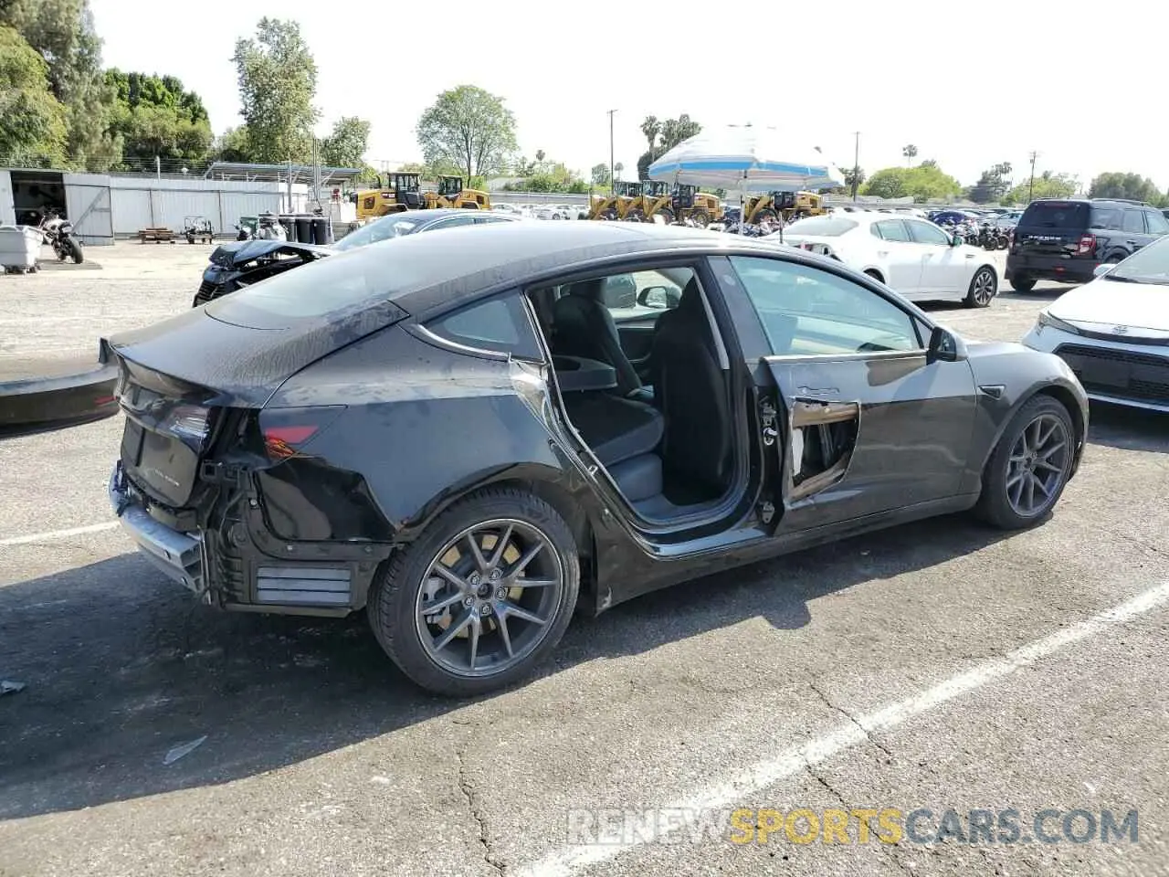 3 Фотография поврежденного автомобиля 5YJ3E1EB6MF002955 TESLA MODEL 3 2021