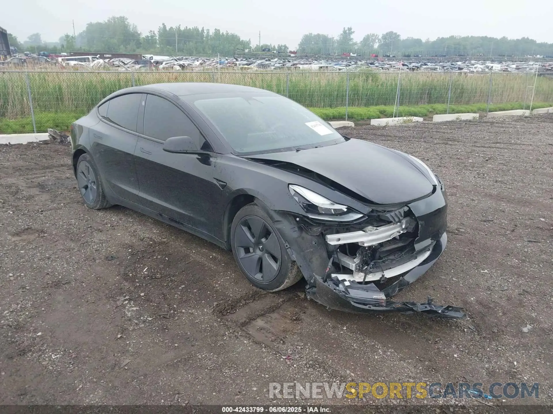 1 Photograph of a damaged car 5YJ3E1EB6MF056210 TESLA MODEL 3 2021
