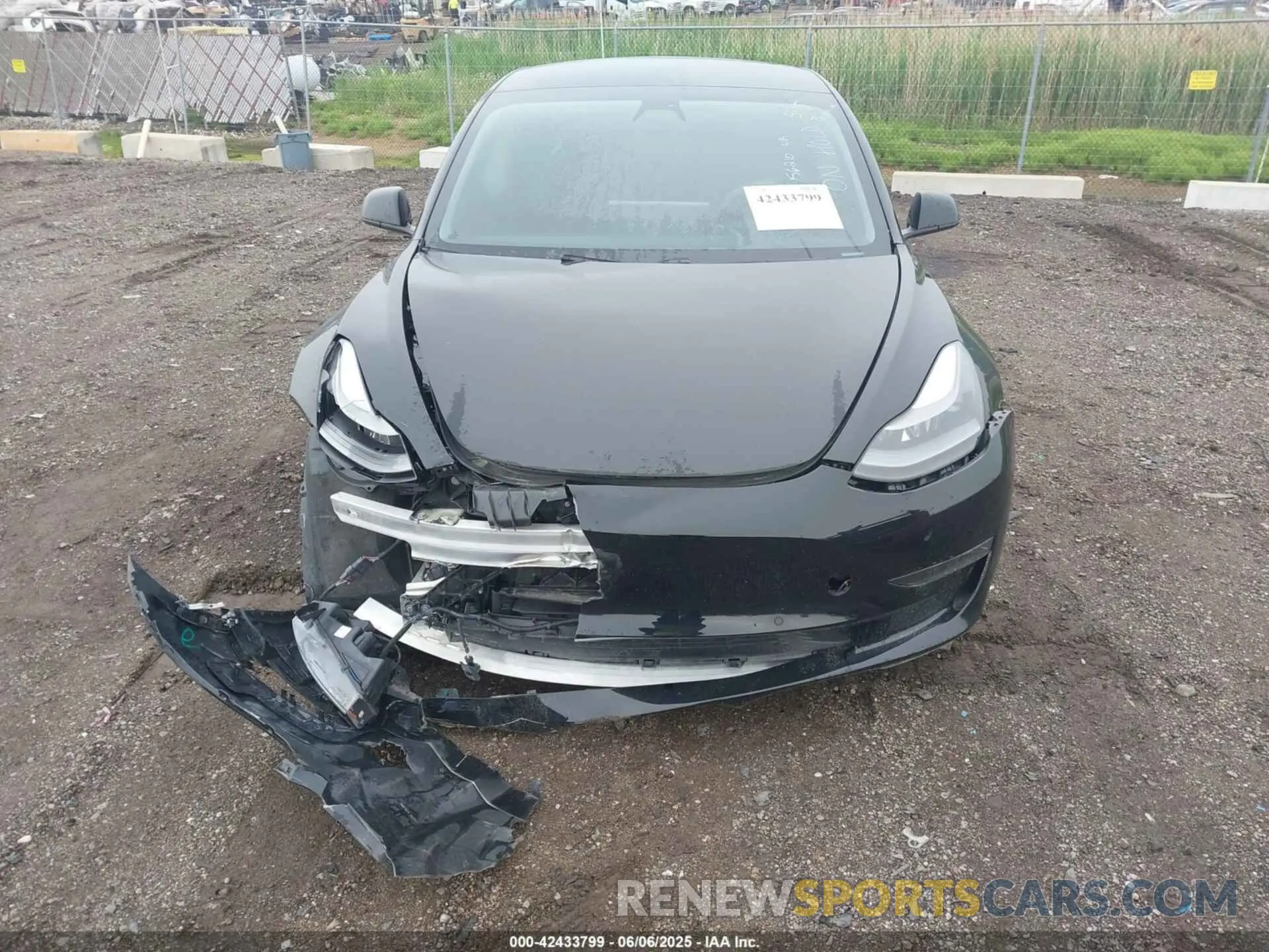 12 Photograph of a damaged car 5YJ3E1EB6MF056210 TESLA MODEL 3 2021