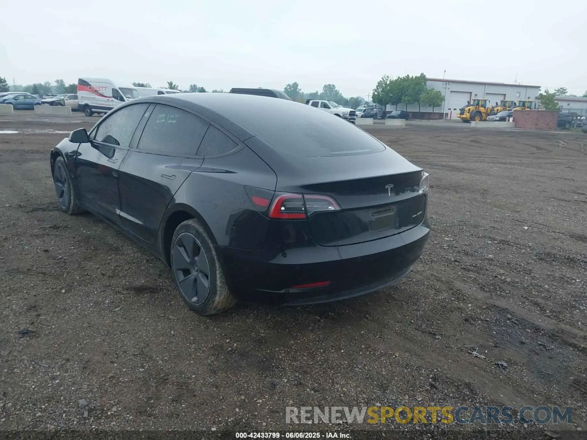 3 Photograph of a damaged car 5YJ3E1EB6MF056210 TESLA MODEL 3 2021