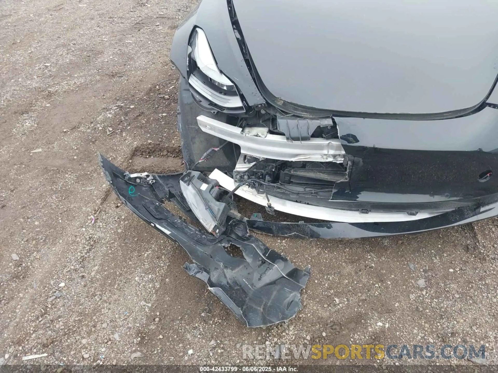 6 Photograph of a damaged car 5YJ3E1EB6MF056210 TESLA MODEL 3 2021