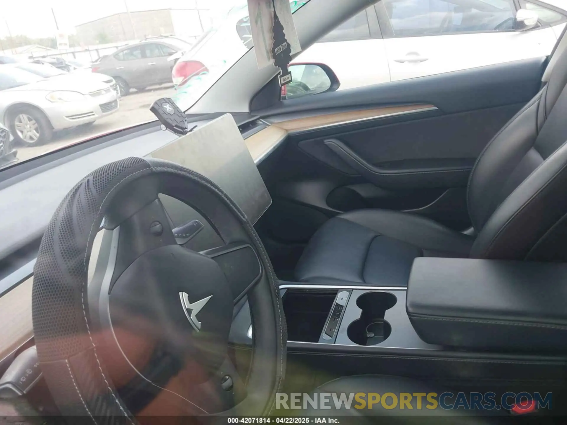 16 Photograph of a damaged car 5YJ3E1EB6MF085836 TESLA MODEL 3 2021