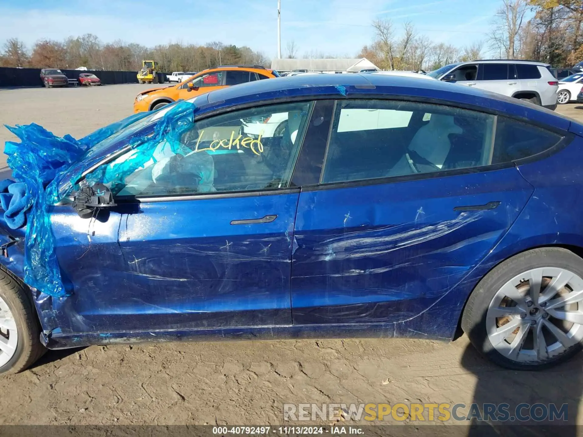 14 Photograph of a damaged car 5YJ3E1EB6MF980744 TESLA MODEL 3 2021