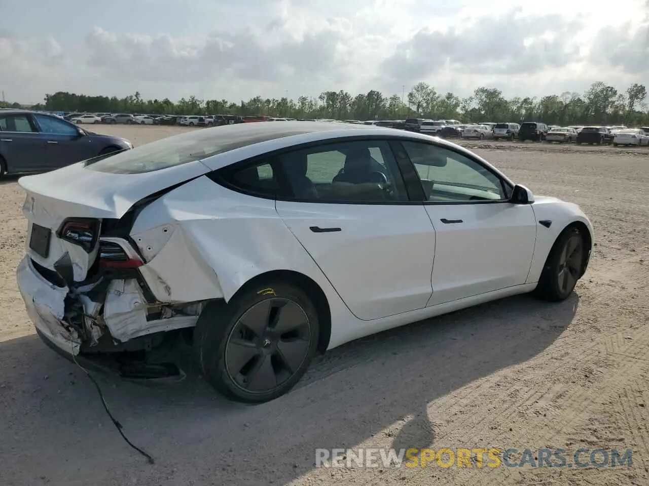 3 Фотография поврежденного автомобиля 5YJ3E1EB6MF988326 TESLA MODEL 3 2021