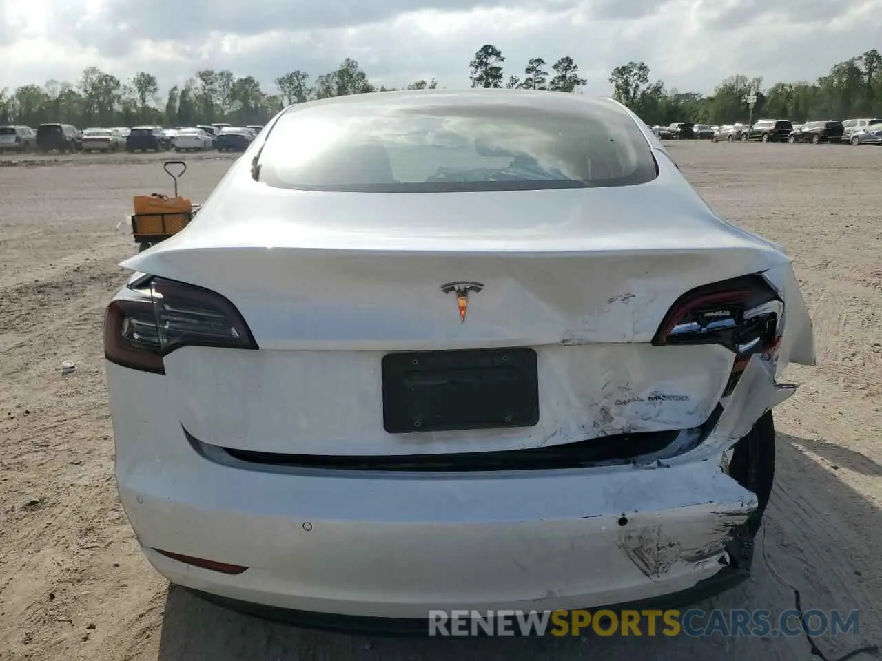 6 Фотография поврежденного автомобиля 5YJ3E1EB6MF988326 TESLA MODEL 3 2021