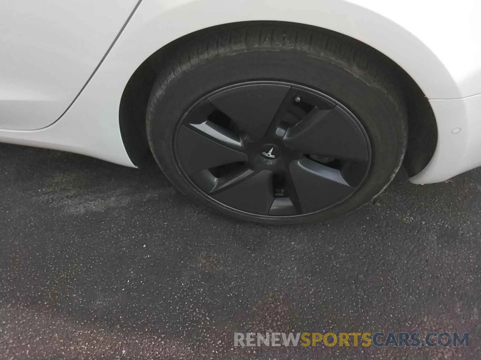 10 Фотография поврежденного автомобиля 5YJ3E1EB6MF988391 TESLA MODEL 3 2021
