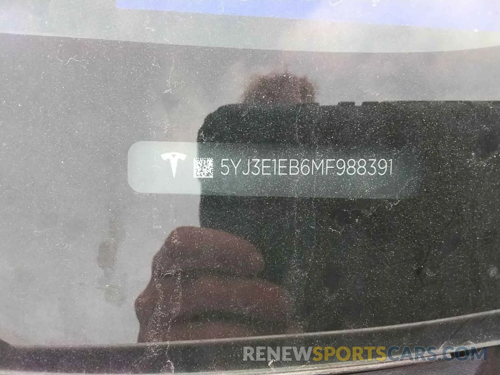 17 Фотография поврежденного автомобиля 5YJ3E1EB6MF988391 TESLA MODEL 3 2021