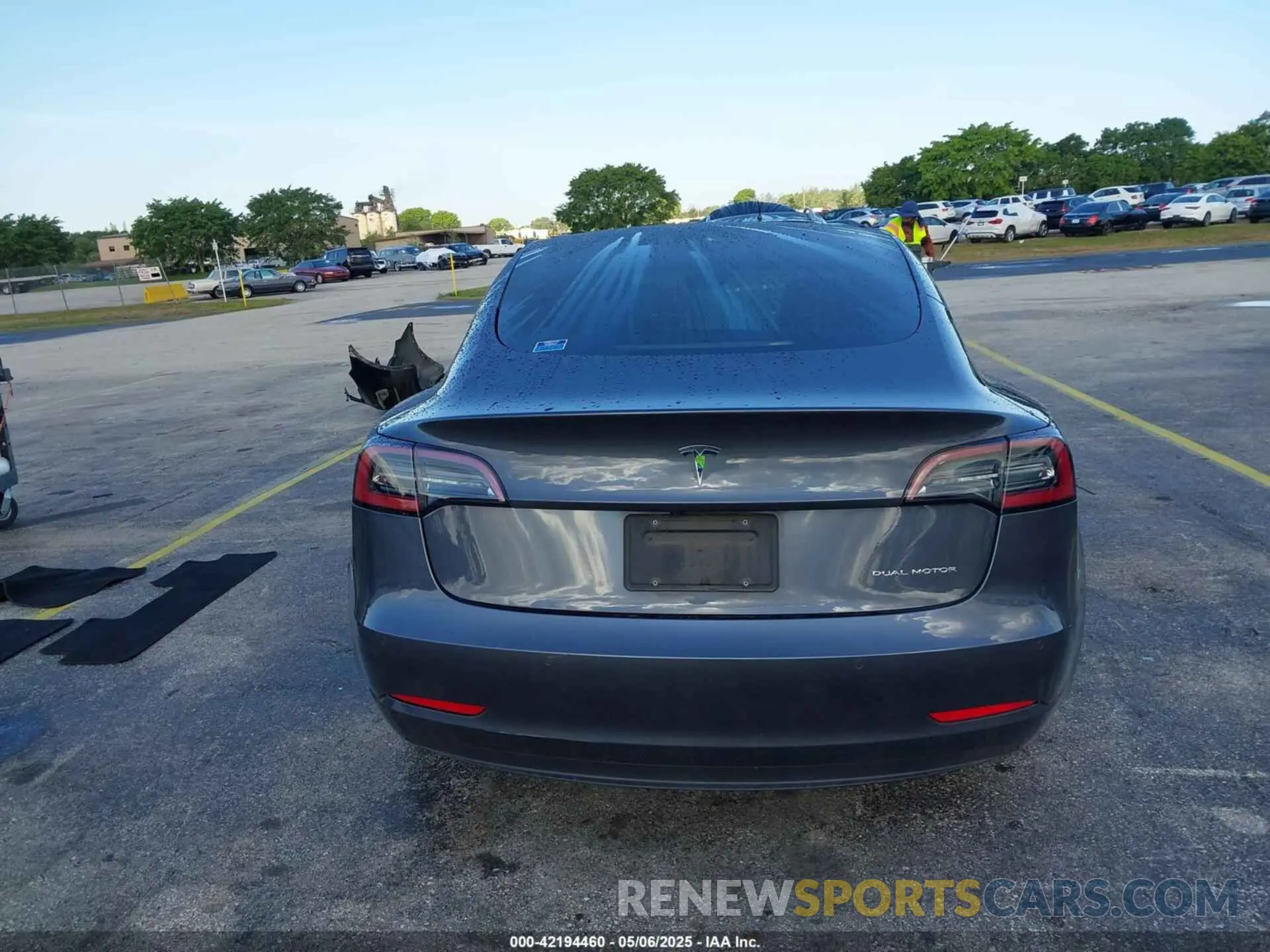 15 Photograph of a damaged car 5YJ3E1EB7MF030117 TESLA MODEL 3 2021