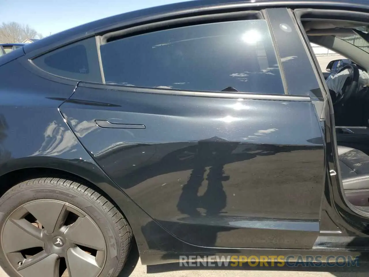 11 Фотография поврежденного автомобиля 5YJ3E1EB7MF035544 TESLA MODEL 3 2021