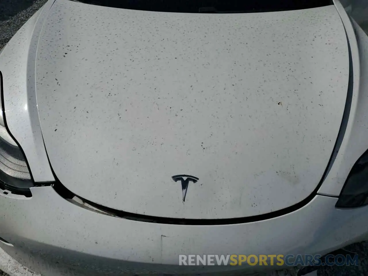 12 Photograph of a damaged car 5YJ3E1EB7MF049668 TESLA MODEL 3 2021