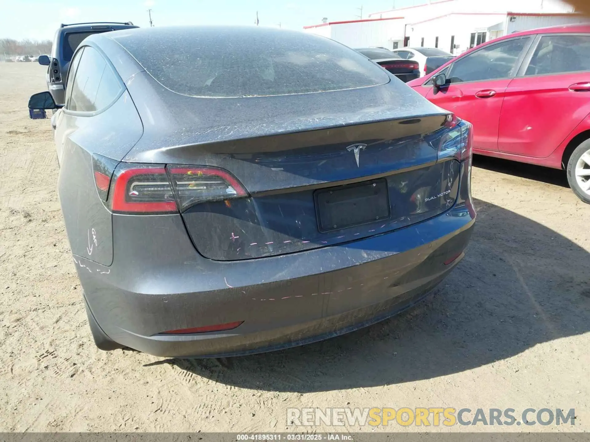 16 Фотография поврежденного автомобиля 5YJ3E1EB7MF050917 TESLA MODEL 3 2021