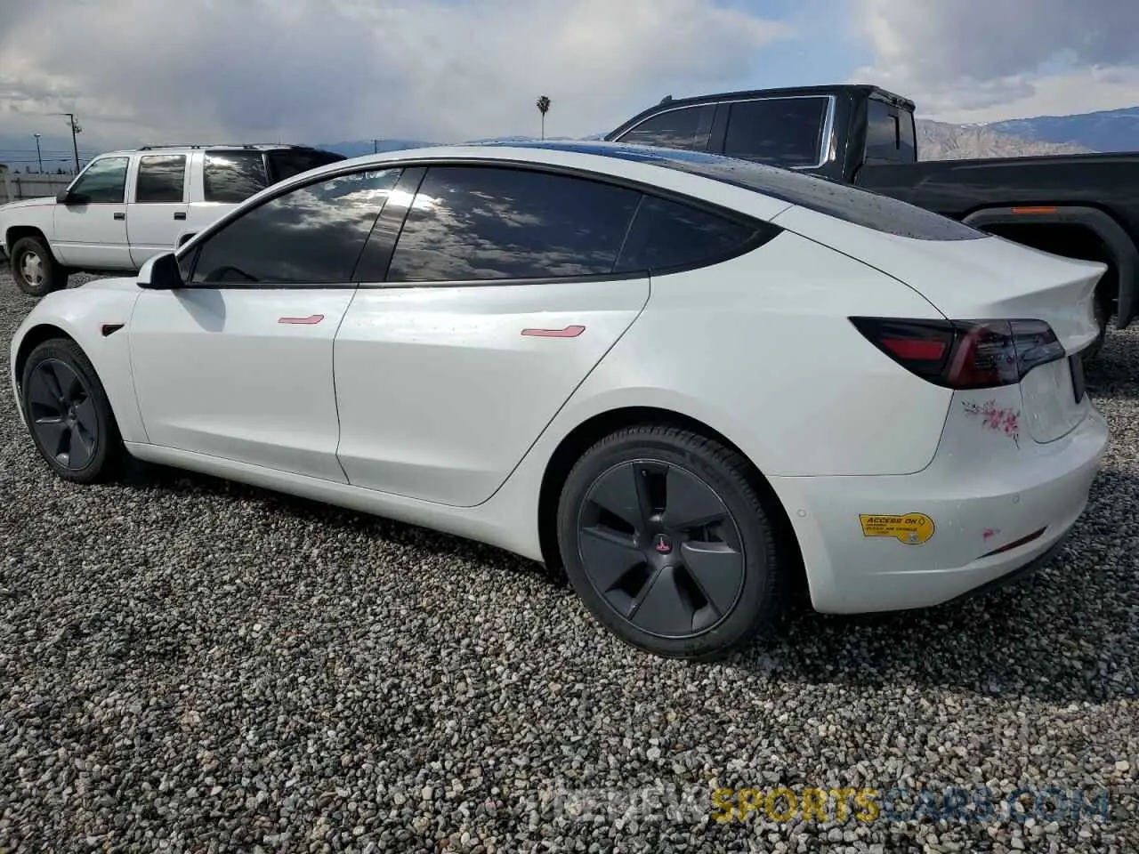 2 Фотография поврежденного автомобиля 5YJ3E1EB7MF060329 TESLA MODEL 3 2021