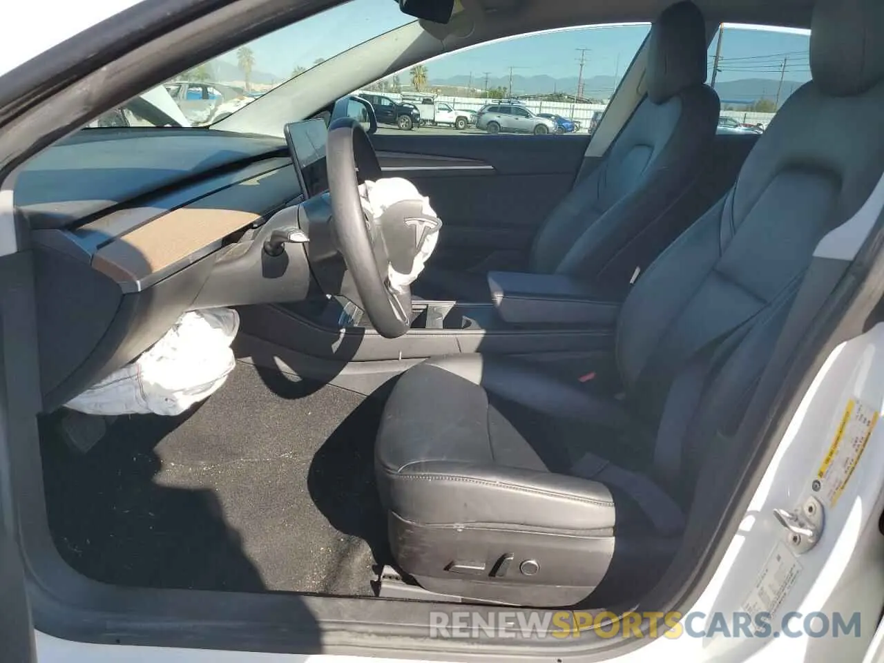7 Photograph of a damaged car 5YJ3E1EB7MF074330 TESLA MODEL 3 2021
