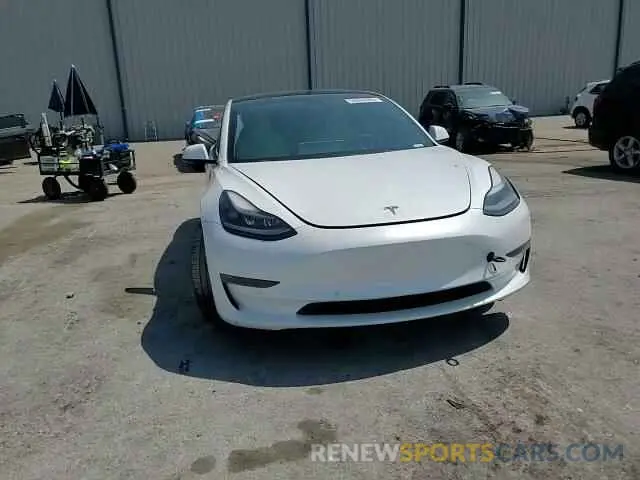 13 Фотография поврежденного автомобиля 5YJ3E1EB7MF093184 TESLA MODEL 3 2021