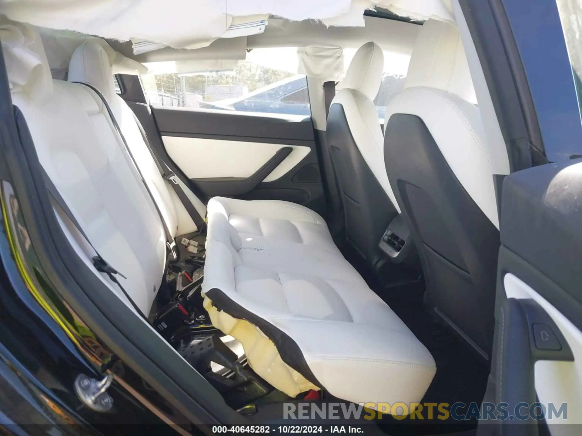 8 Photograph of a damaged car 5YJ3E1EB7MF858460 TESLA MODEL 3 2021