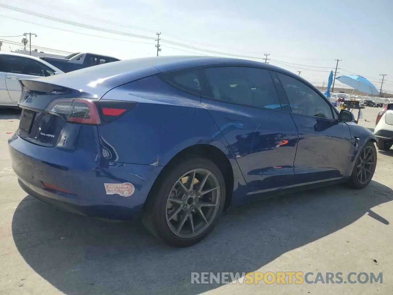 3 Photograph of a damaged car 5YJ3E1EB7MF878885 TESLA MODEL 3 2021