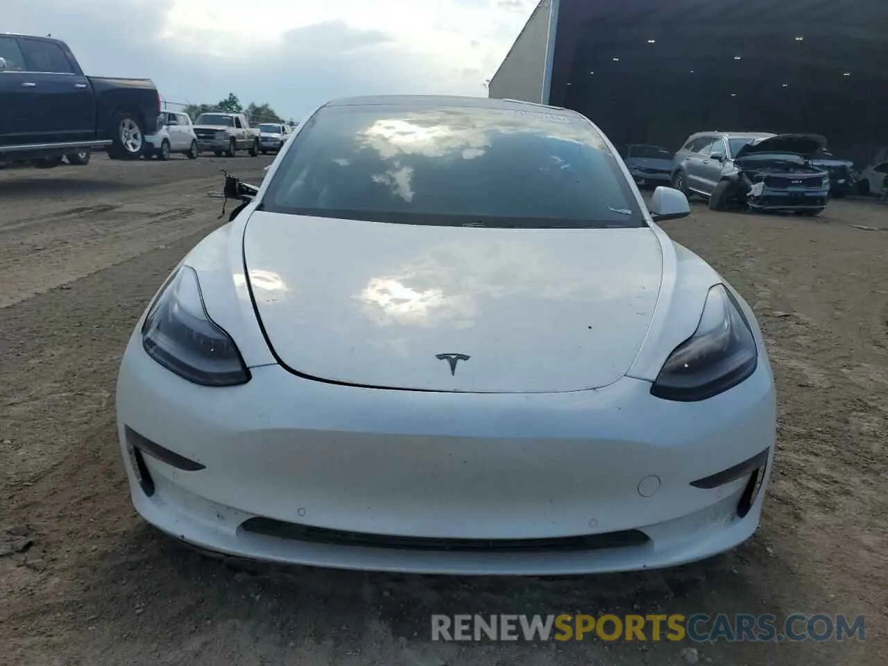 5 Photograph of a damaged car 5YJ3E1EB7MF924831 TESLA MODEL 3 2021