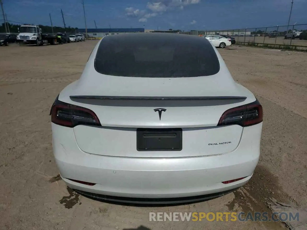 6 Photograph of a damaged car 5YJ3E1EB7MF924831 TESLA MODEL 3 2021