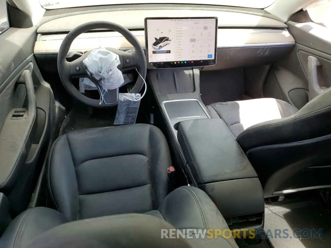 8 Photograph of a damaged car 5YJ3E1EB7MF924831 TESLA MODEL 3 2021