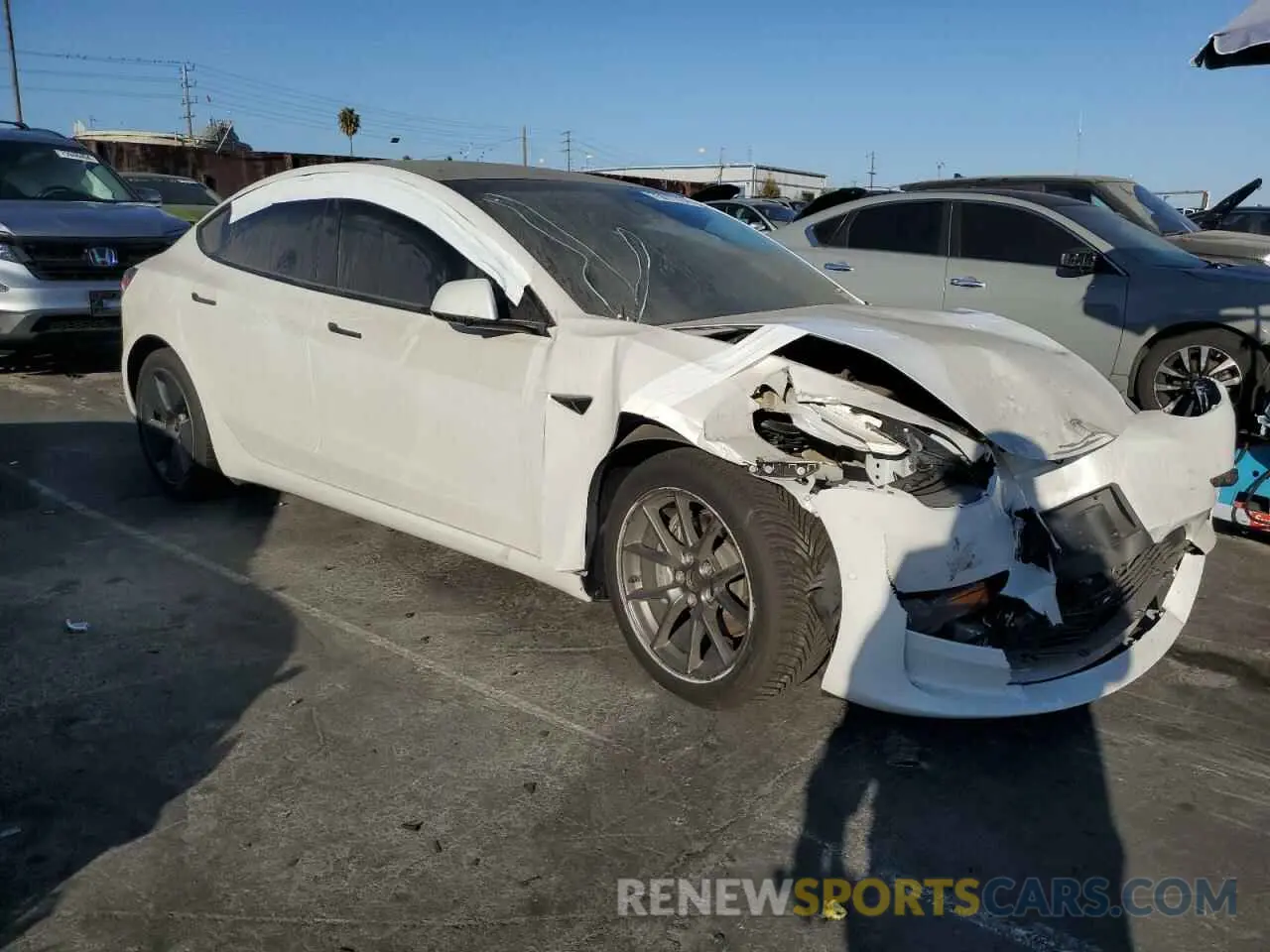 4 Photograph of a damaged car 5YJ3E1EB7MF938082 TESLA MODEL 3 2021