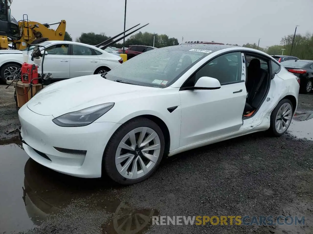 1 Photograph of a damaged car 5YJ3E1EB7MF943718 TESLA MODEL 3 2021