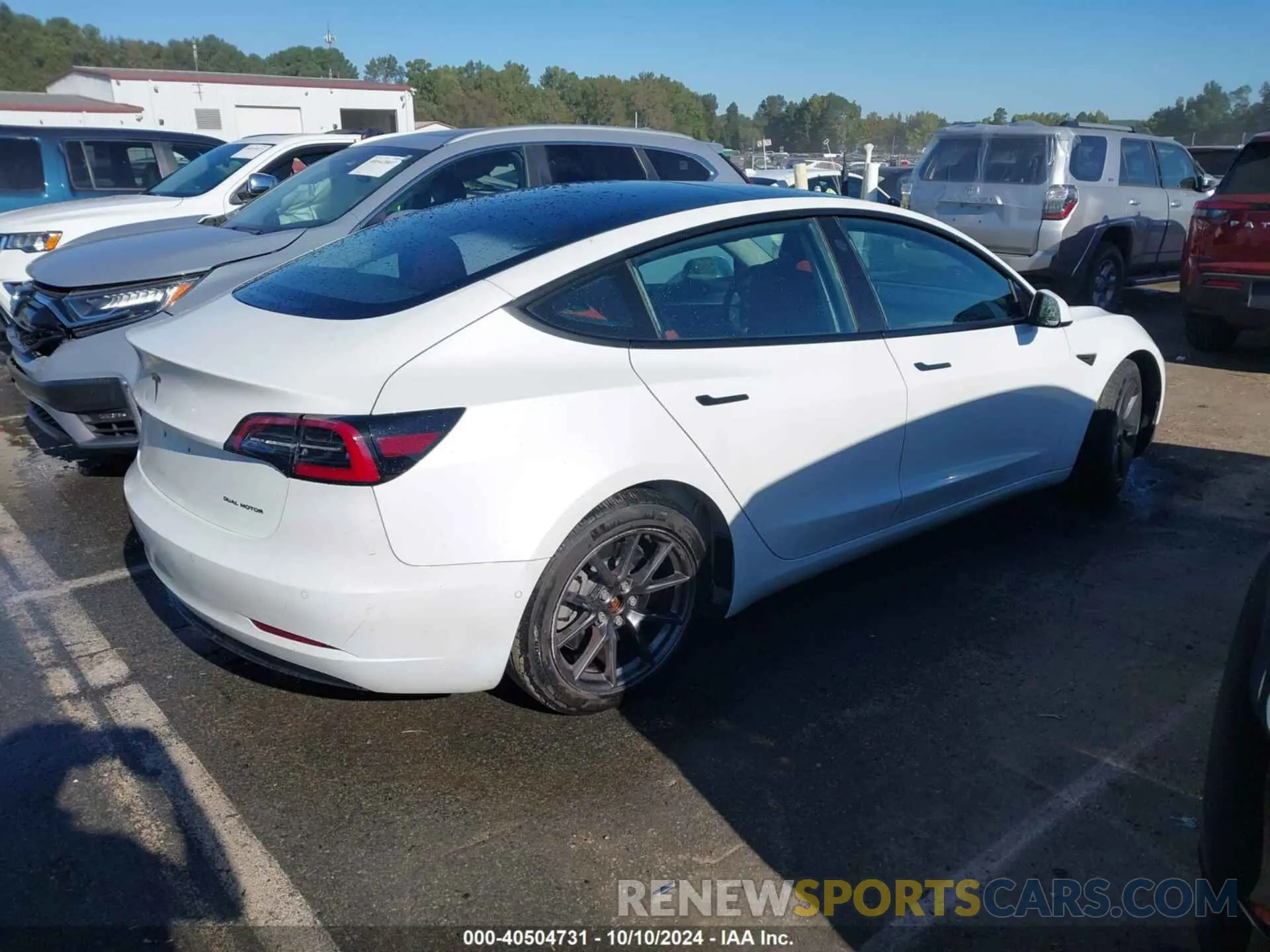 4 Фотография поврежденного автомобиля 5YJ3E1EB7MF974757 TESLA MODEL 3 2021