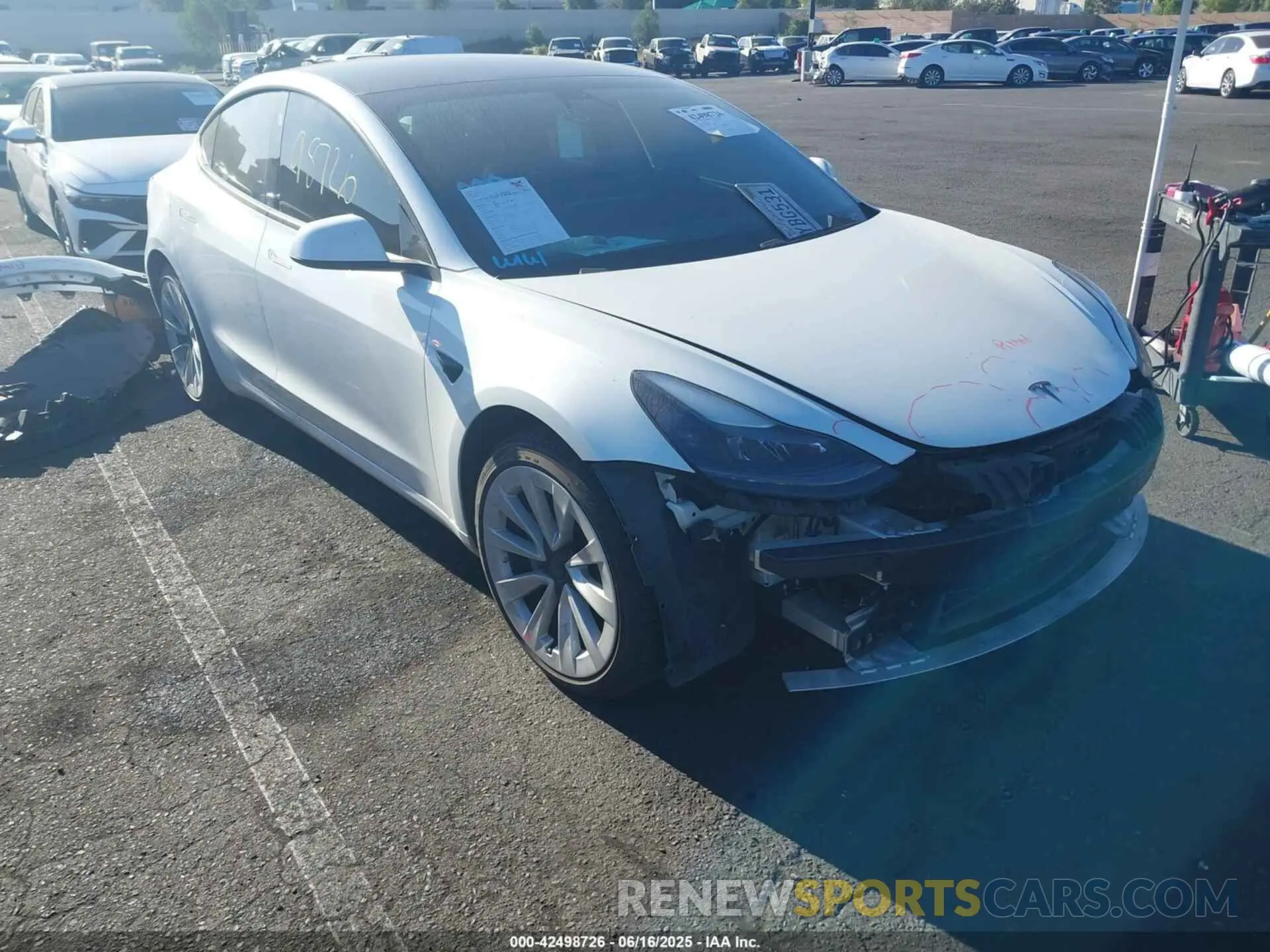 1 Photograph of a damaged car 5YJ3E1EB8MF005923 TESLA MODEL 3 2021