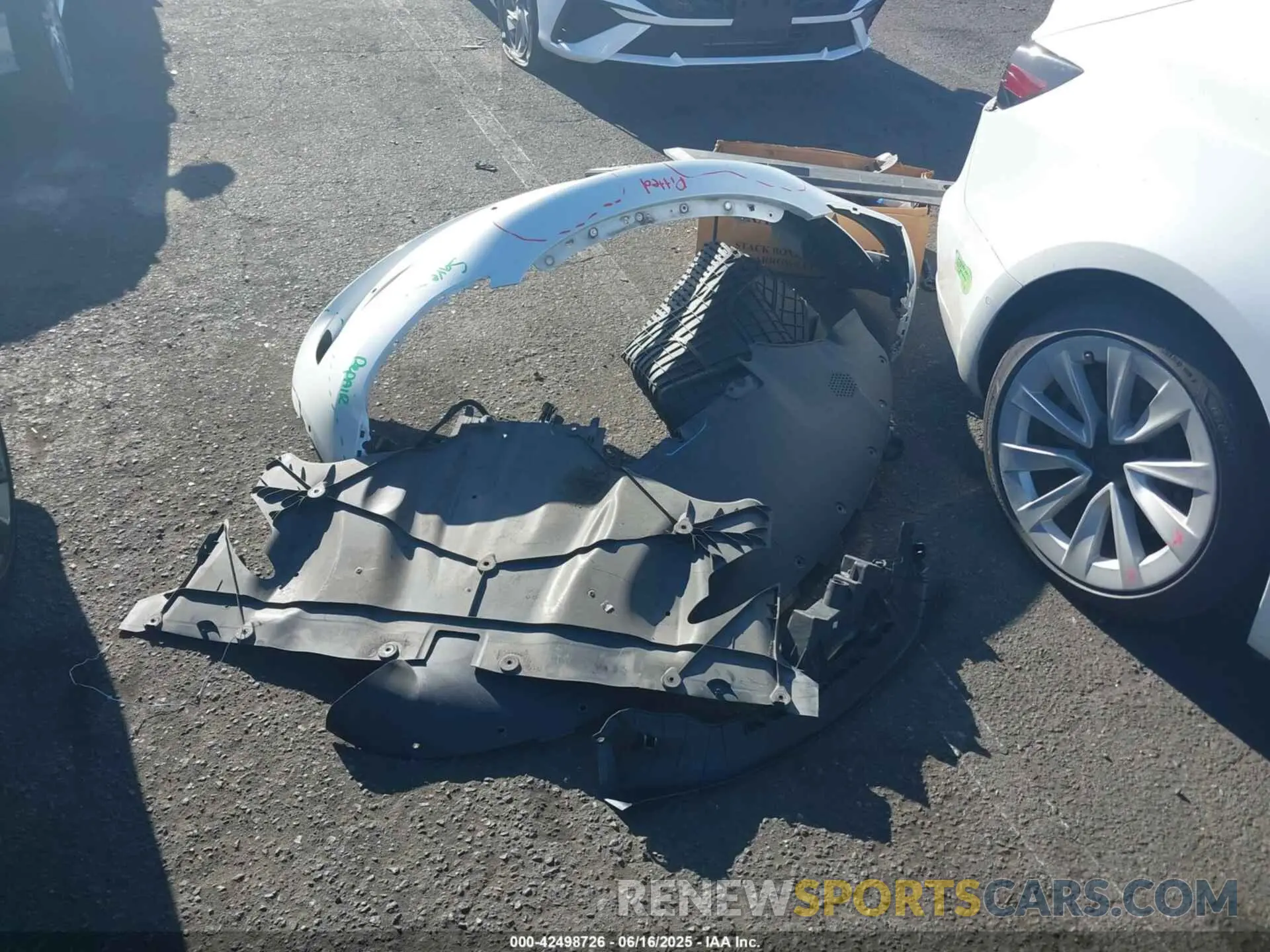 12 Photograph of a damaged car 5YJ3E1EB8MF005923 TESLA MODEL 3 2021